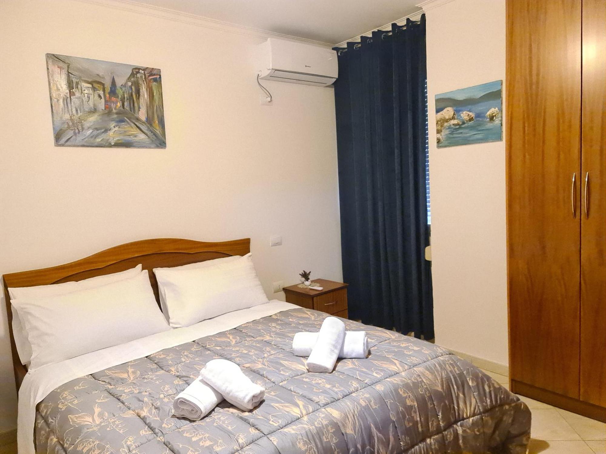 Erin Apartments วญอเรอ ภายนอก รูปภาพ